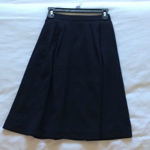 Uniqlo skirt size XS in navy